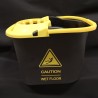 CUBO  PELIGRO C/ESCURRIDOR 16L NEGRO/AMARILLO